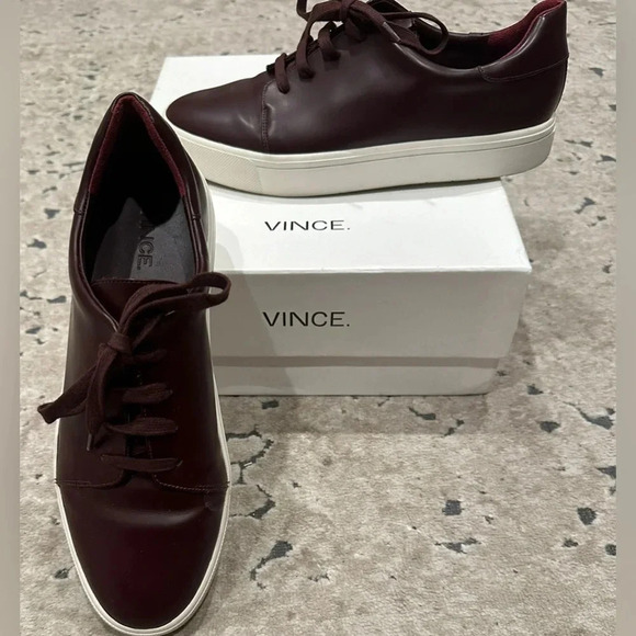 Vince Bale Leather Casual Sneakers size 8.5 - Picture 1 of 8